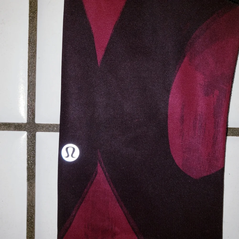 Lululemon All Sport Crop Back Spin Stroke Dashing Purple Black Leggings 2 Yoga